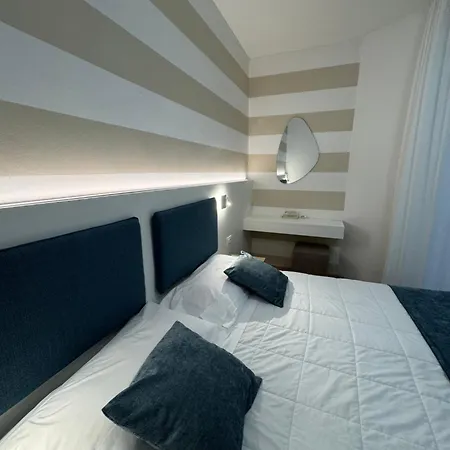 Hotel San Francisco Lignano Sabbiadoro Exterior photo